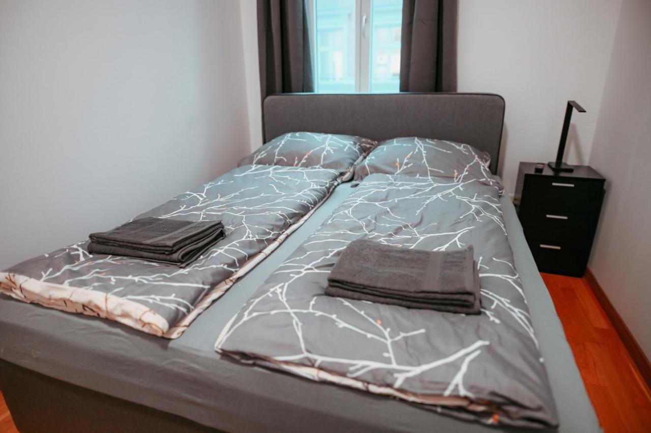 4 Apartamento *